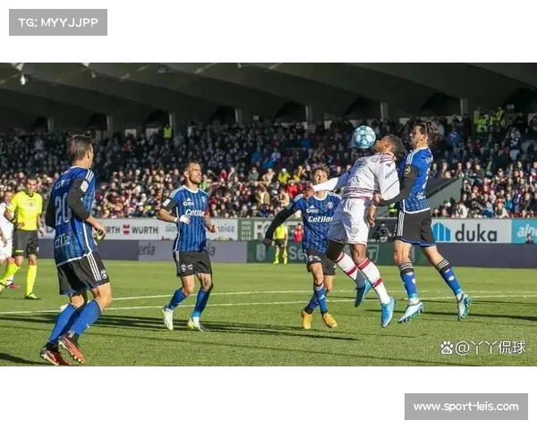 布冯观战比萨PK拉齐奥助阵球迷